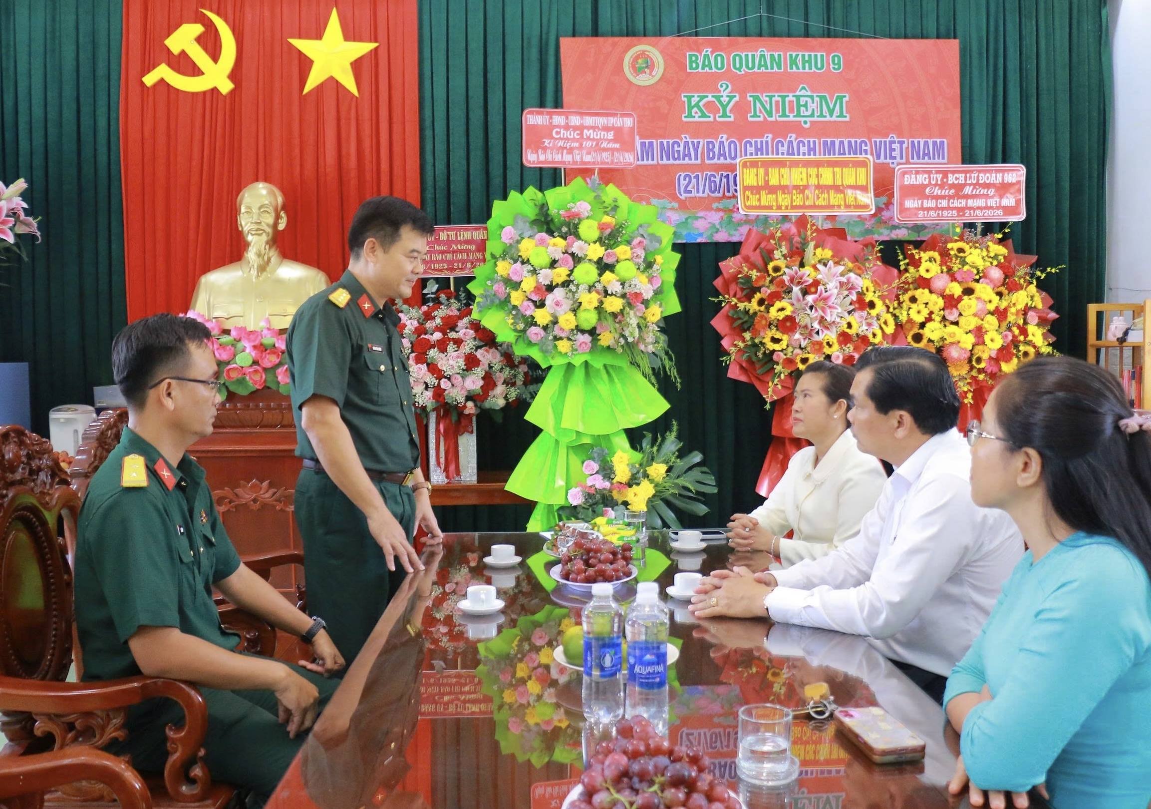 anh tin bai
